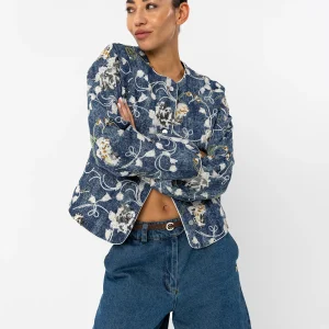 HIGHLAND HERITAGE LOOK 3