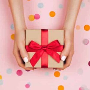 Cadeau inpakken / Cadeaupapier(Verjaardag)