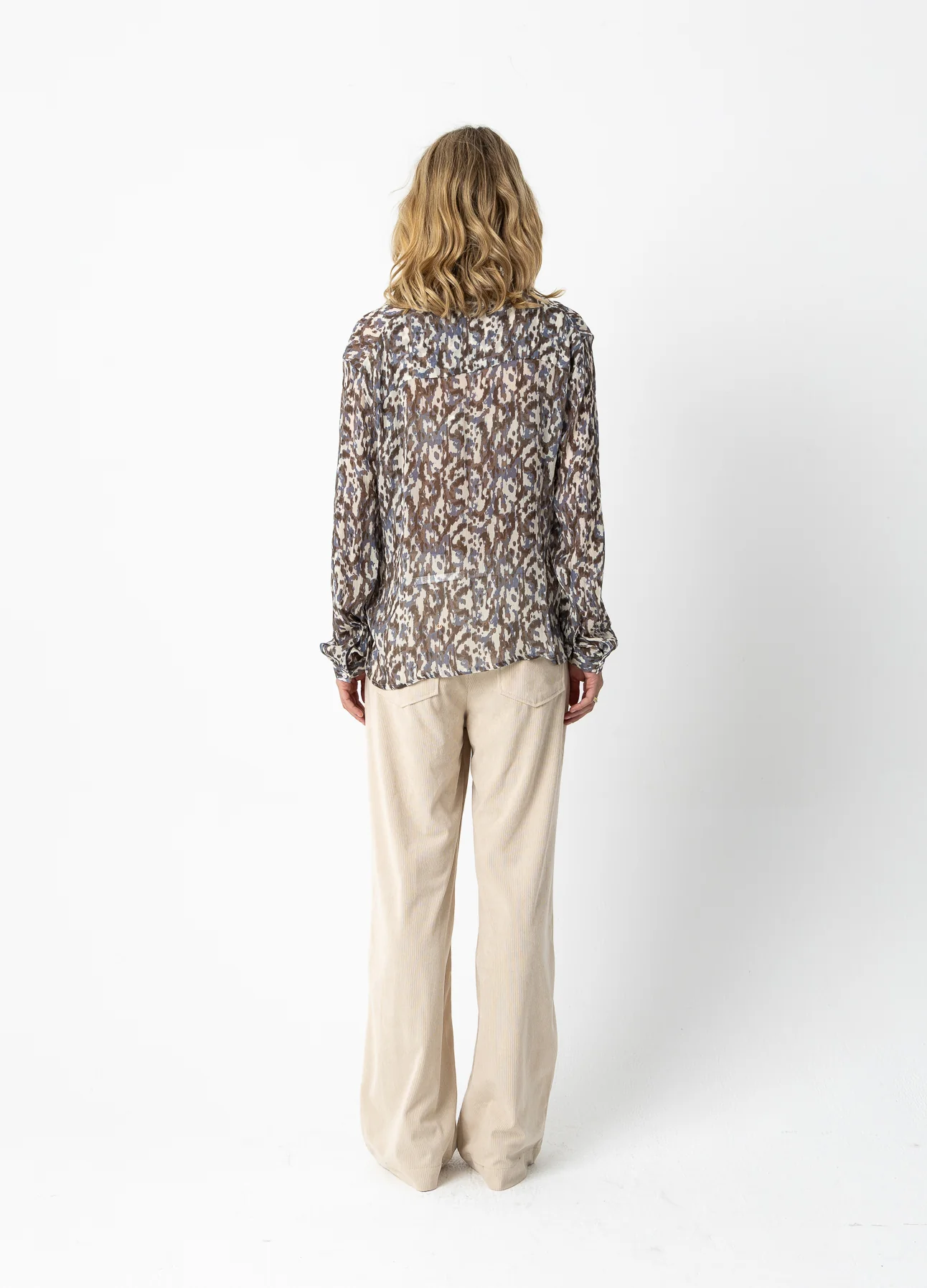 BLOUSE IN DROMENLAND PRINT - Blue dreamscape print - Afbeelding 4