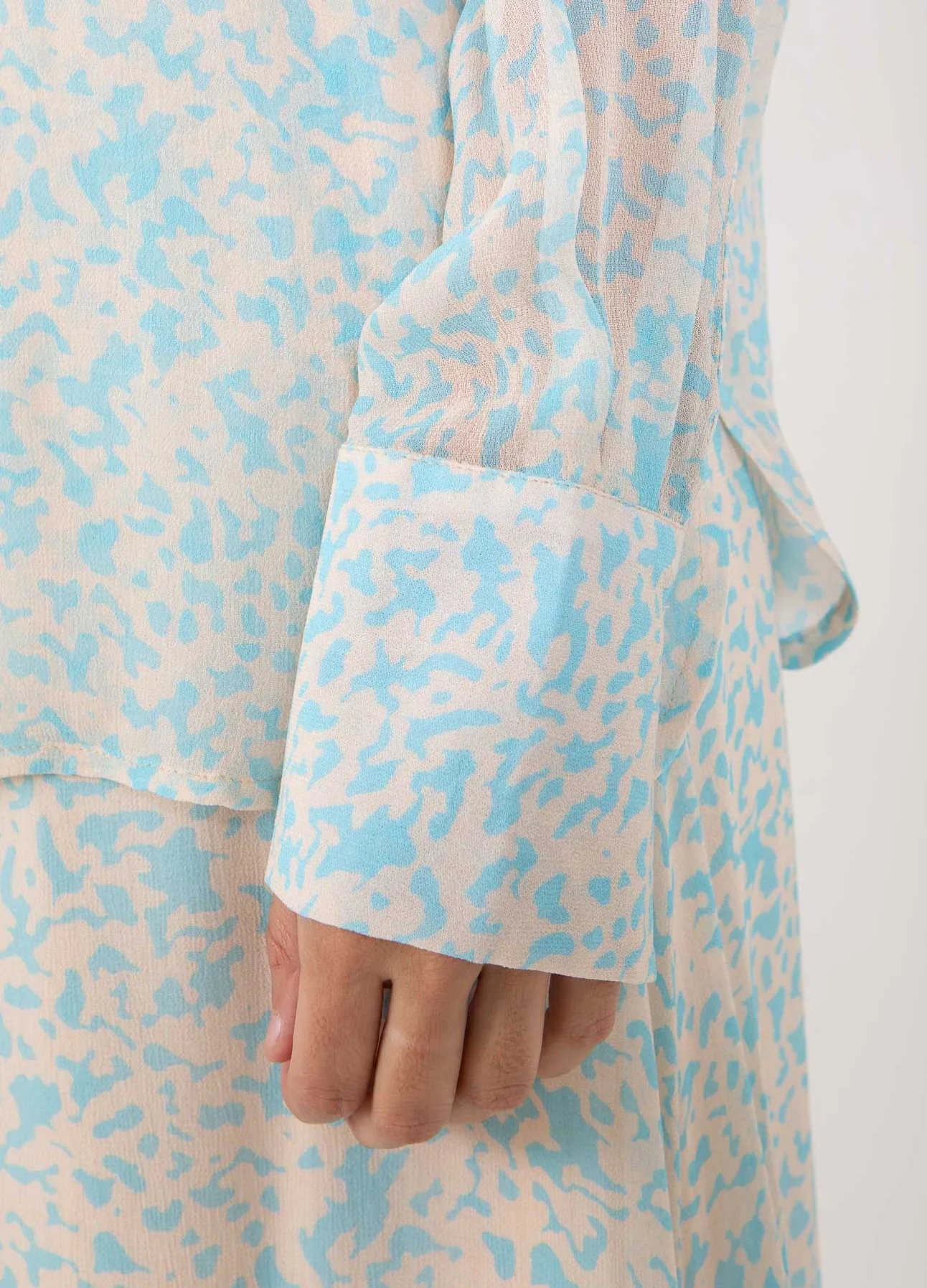 BLOUSE MET LUIPAARDVLEKKEN PRINT - Leo splash print - Afbeelding 3