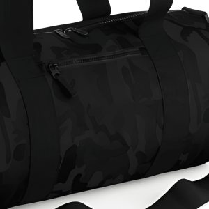 Gepersonaliseerde barrel sporttas met naam (camouflage midnight)