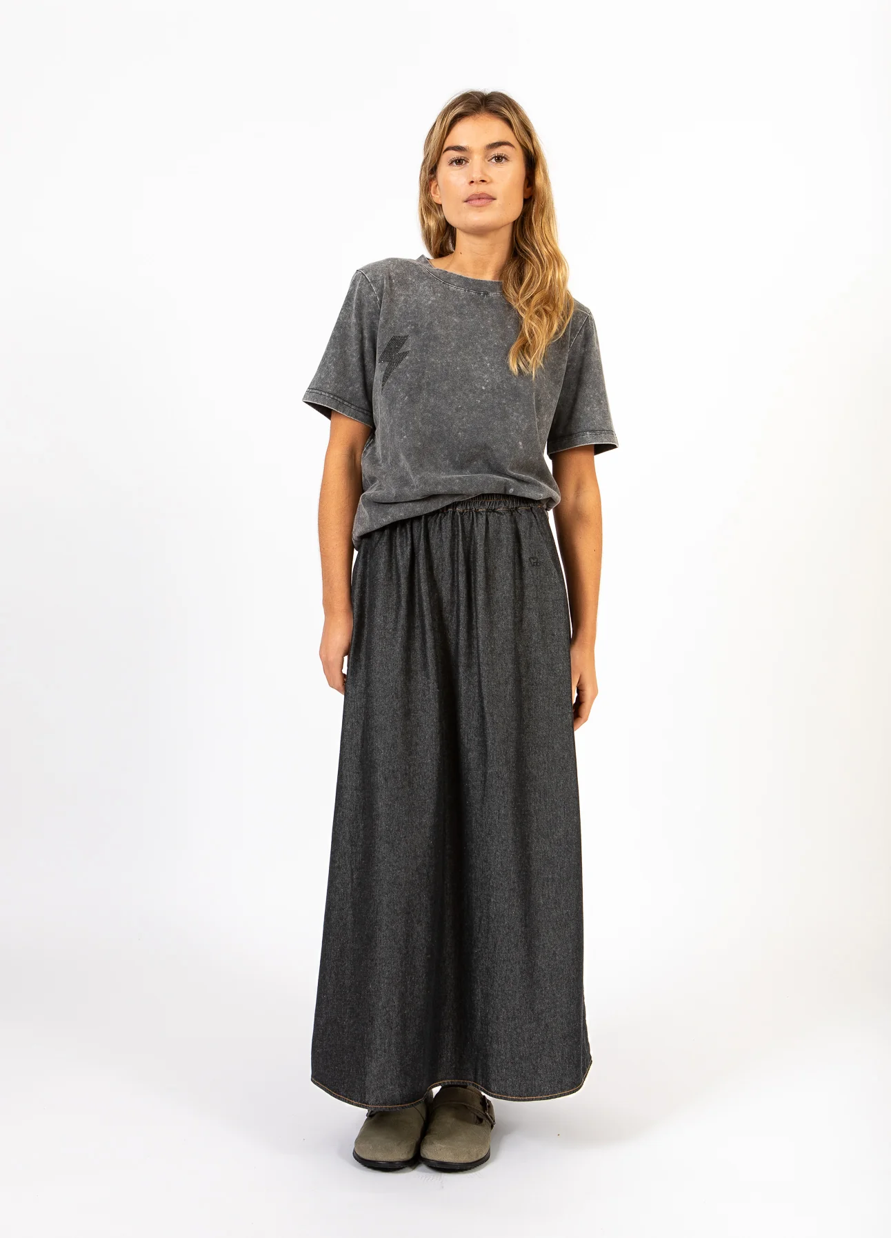 CC HART LIGHTNING TEE - MID SLEEVE