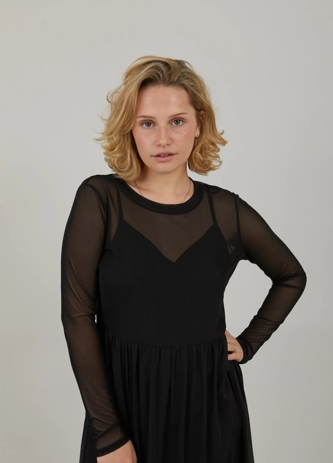 CC HEART EVE MESH JURK - Black - Afbeelding 6