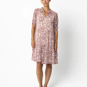 KORT JURKJE IN DROOMLANDSCHAP PRINT - Pink dreamscape print