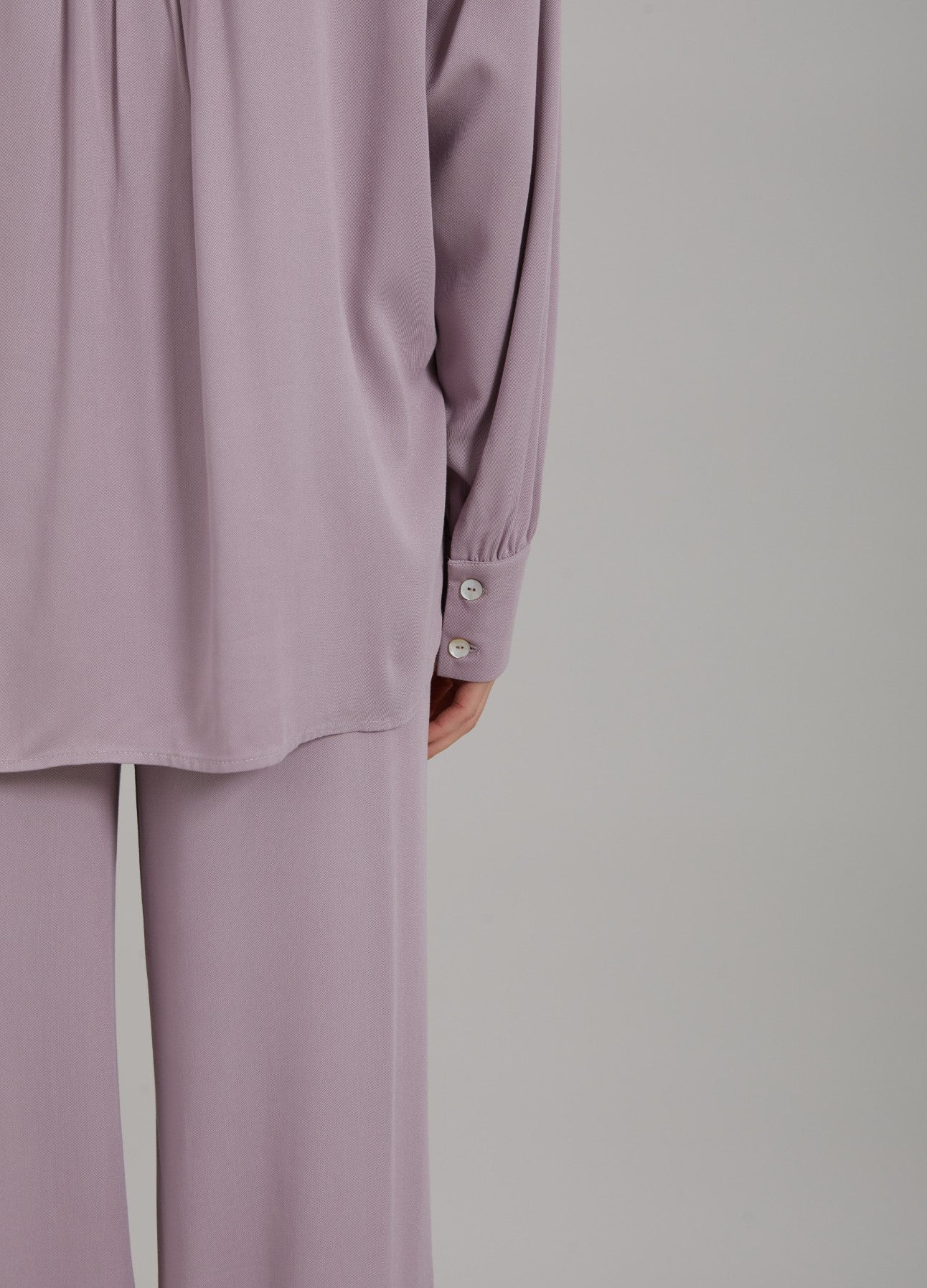SHIRT IN ECOVERO LENZING VISCOSE - Dusty purple - Afbeelding 6