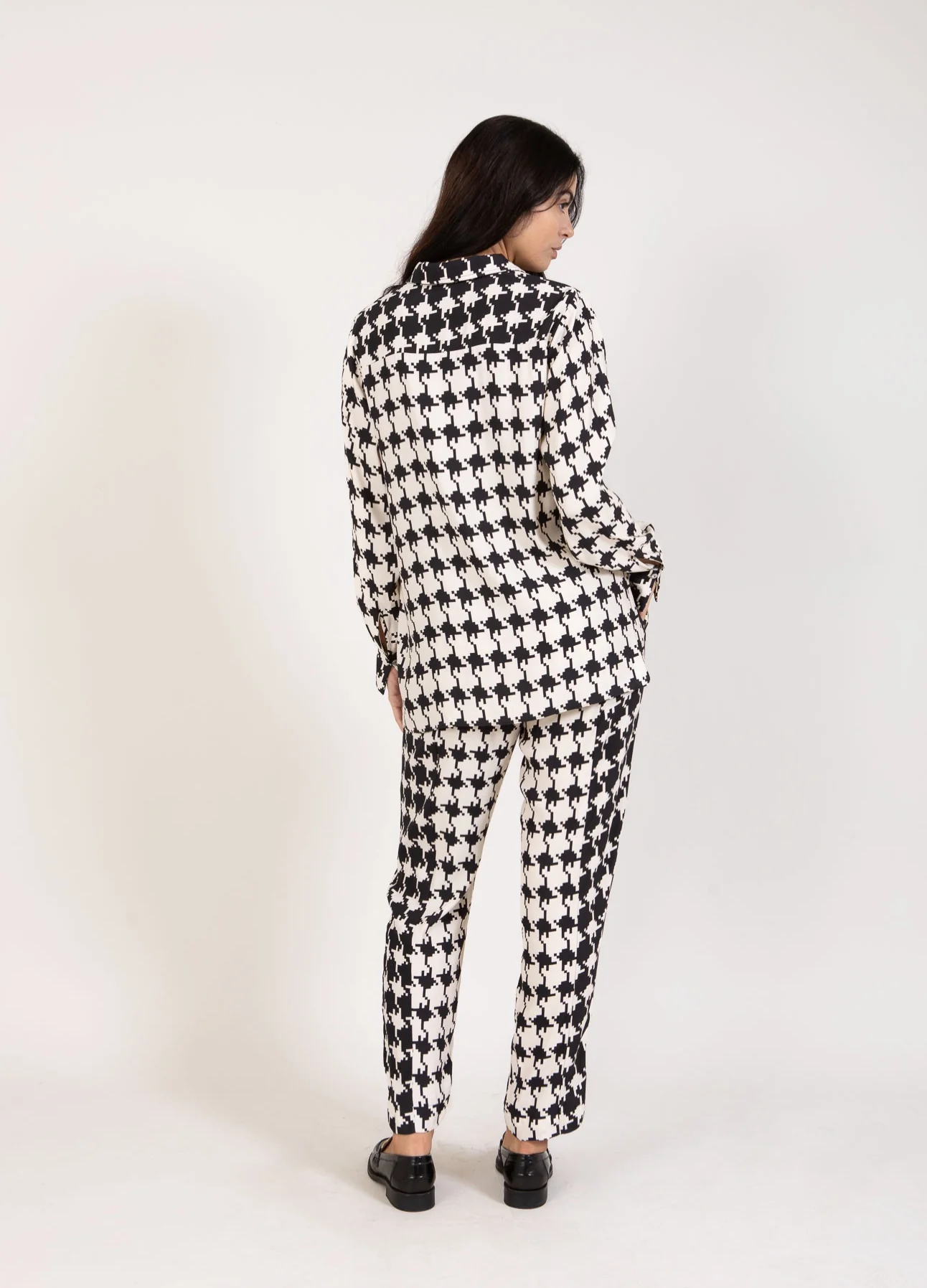 BLUZE IN HOUNDSTOOTH MIX PRINT - Houndstooth mix print - Afbeelding 4