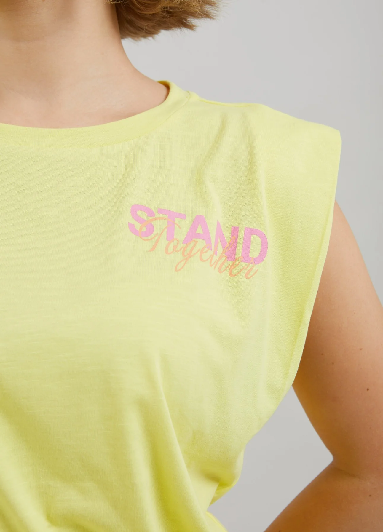 T-SHIRT W. TOGETHER PRINT - Warm lemon - Afbeelding 7