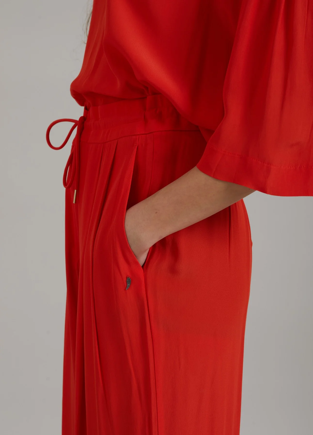 TROUSERS W. PLEATS - STELLA FIT - Lipstick red - Afbeelding 5