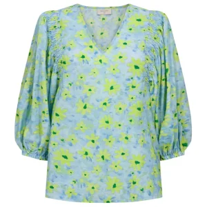 Blue Bell met sharp green geprinte blouse Jovi