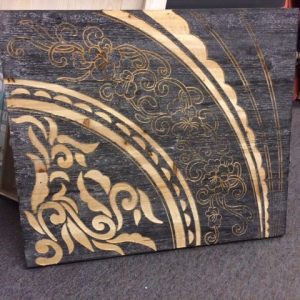 Muurdecoratie Circle hout antique zwart relief olie