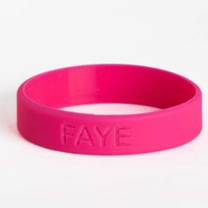 SOS armbandje / polsbandje met naam (Fuchsia)